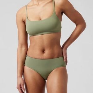 Athlete Swim Scoop Bikini Top D-DD